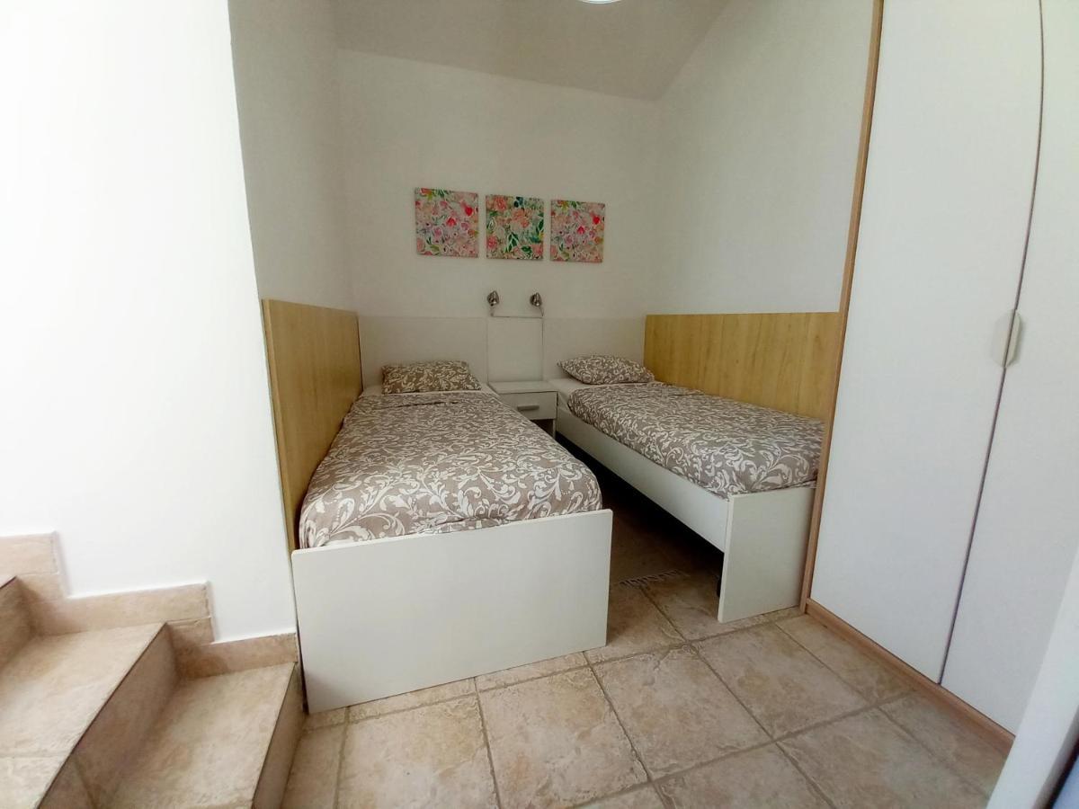 Apartment Karlo Medulin Bagian luar foto